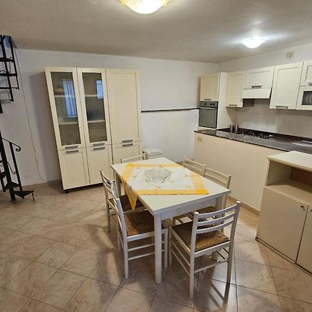 Casa Luisa Apartment Пешичи Екстериор снимка